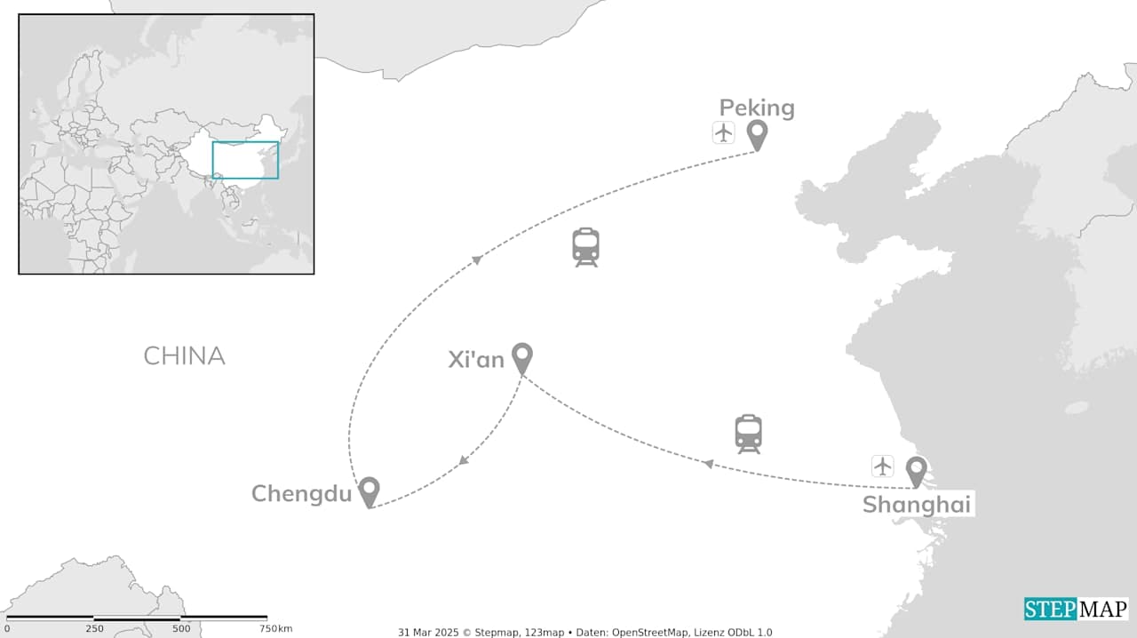 China Calling: Walk the Wall & Hug the Pandas