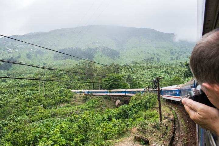 Night Train Hanoi – Lao Cai thumbnail
